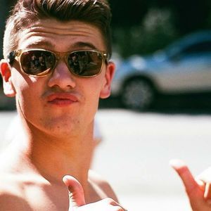 Meet your Posher, Evan